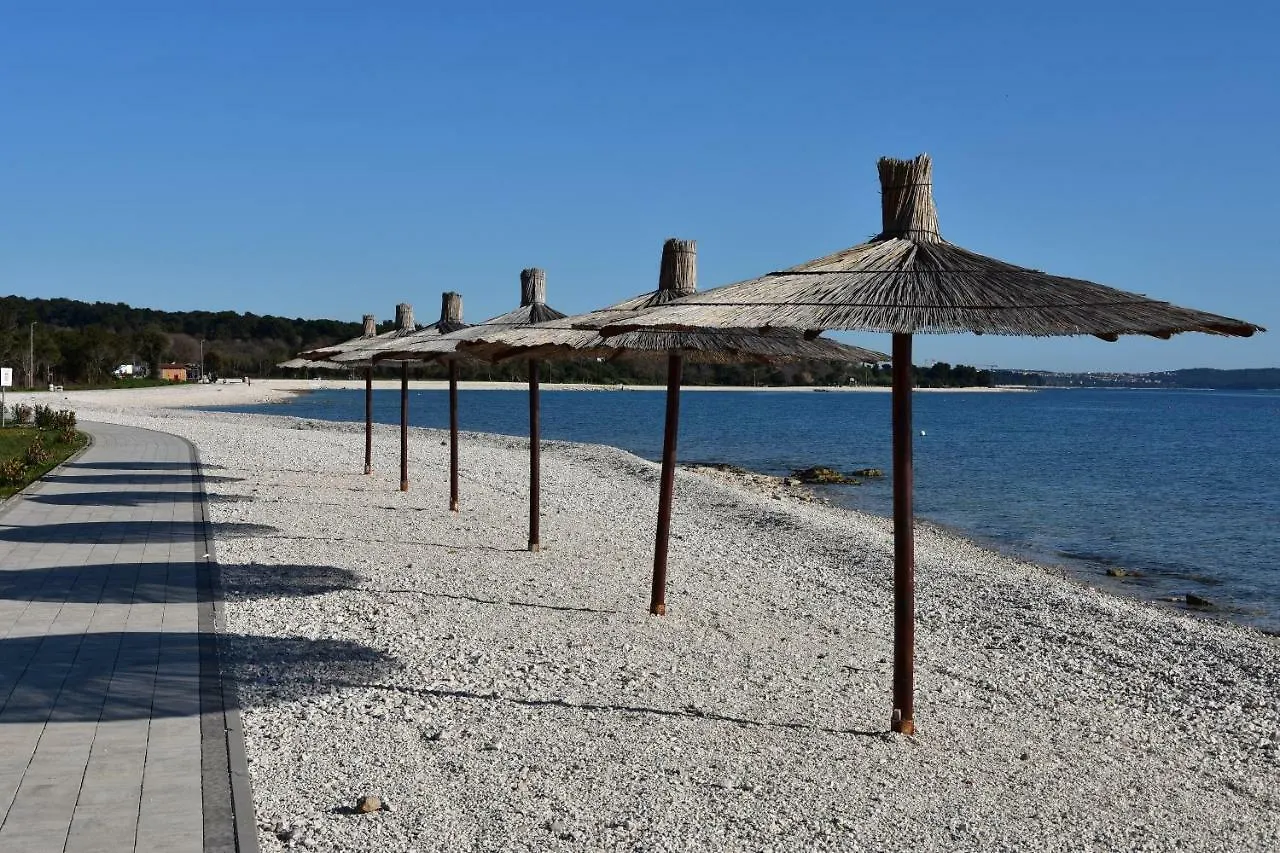 Apartman Branka- Sea View Peroj Apartment